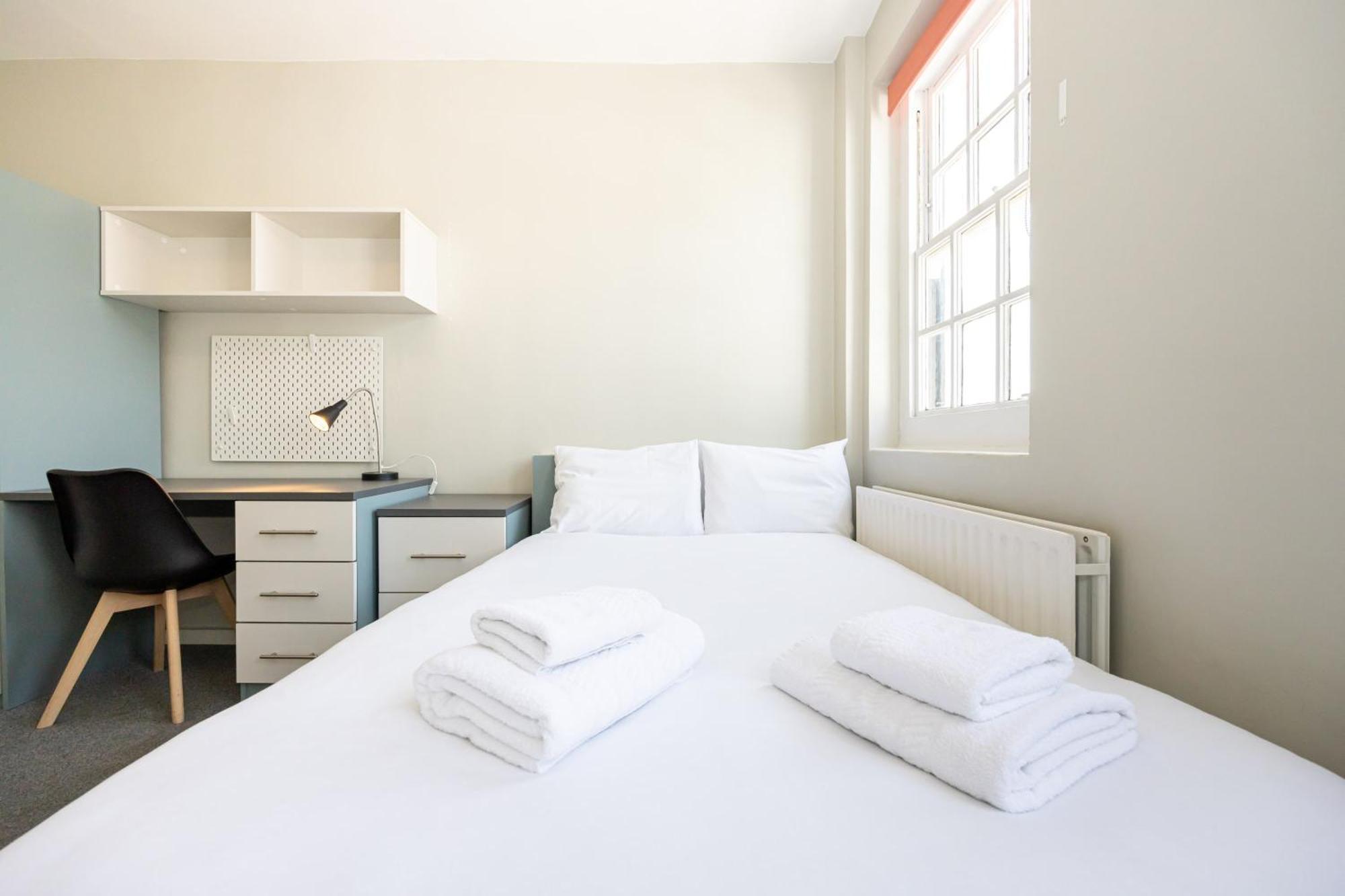 Spacious Room With Shared Facilities London Bagian luar foto